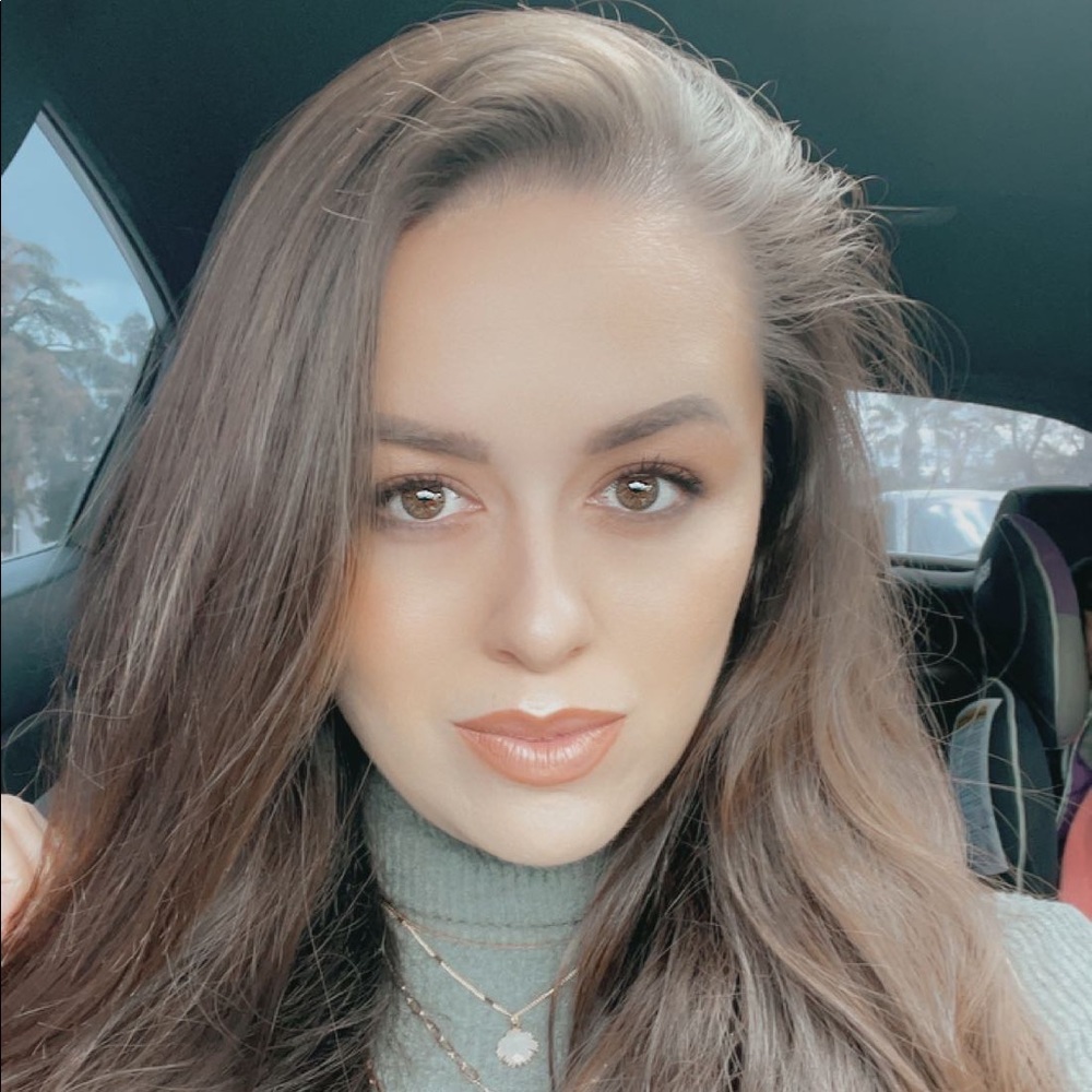 Meet your Posher, Nicolle